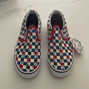 Vans x Marvel Collection